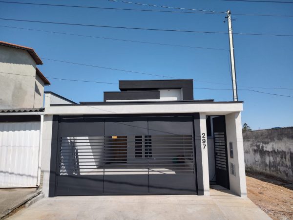 LINDA PROPRIEDADE EM BAIRRO NOBRE DA CIDADE