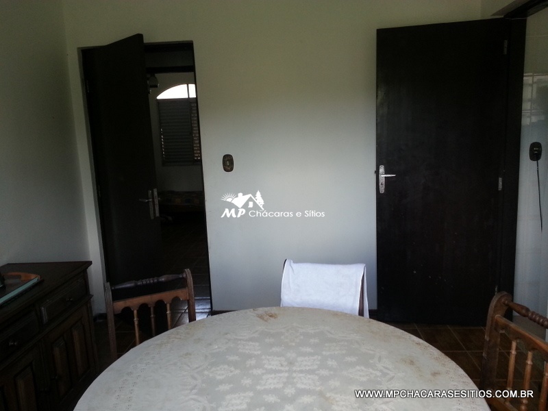 Chácara espetacular 2 km do centro de Biritiba Mirim