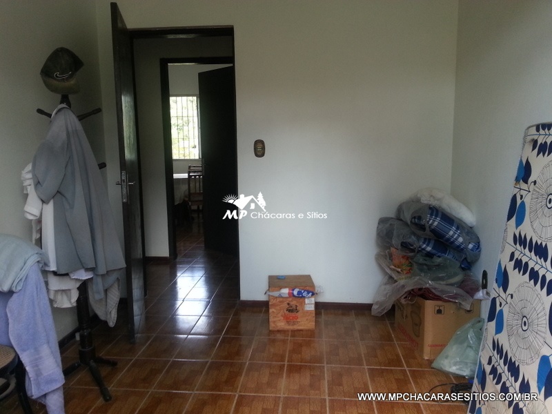 Chácara espetacular 2 km do centro de Biritiba Mirim