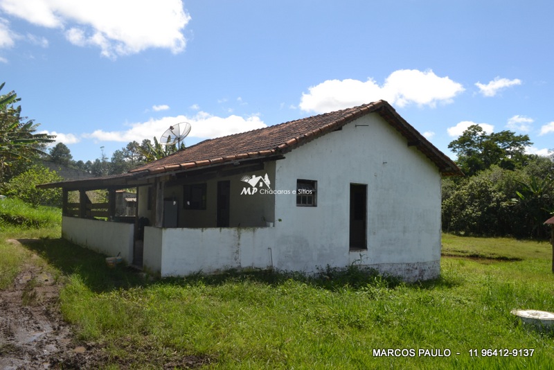 Chácara espetacular com 10.000 M² – confira!!!