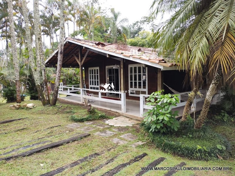 ESPETÁCULO DE CHÁCARA EM CONDOMÍNIO DE LUXO – MOGI DAS CRUZES – SP