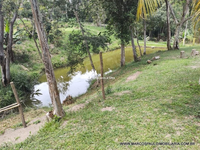 LINDA CHÁCARA EM BIRITIBA MIRIM !