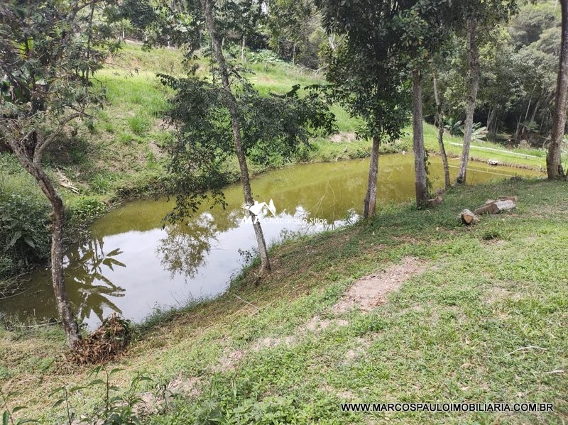 LINDA CHÁCARA EM BIRITIBA MIRIM !