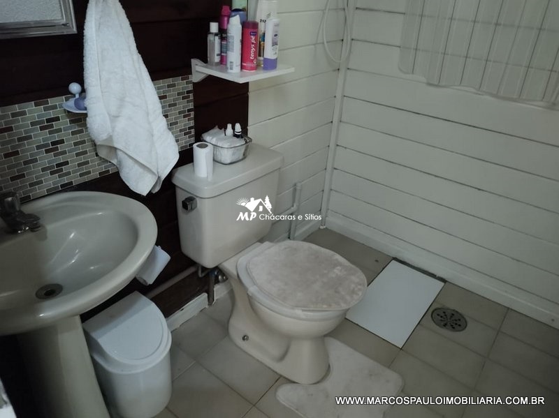 ESPETÁCULO DE CHÁCARA EM CONDOMÍNIO DE LUXO – MOGI DAS CRUZES – SP