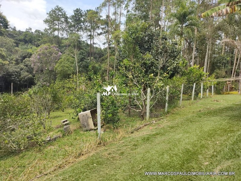 LINDA CHÁCARA EM BIRITIBA MIRIM !