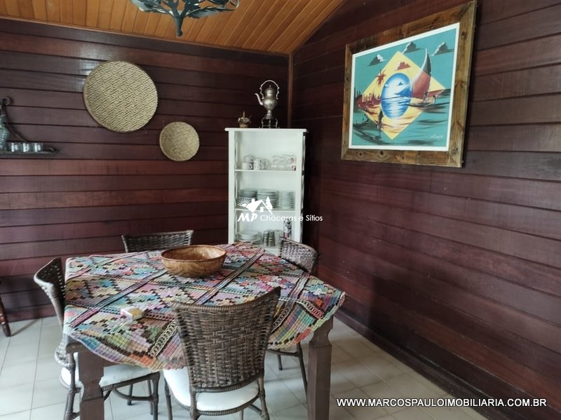 ESPETÁCULO DE CHÁCARA EM CONDOMÍNIO DE LUXO – MOGI DAS CRUZES – SP