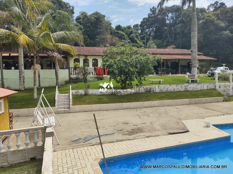 LINDA CHÁCARA EM BIRITIBA MIRIM !