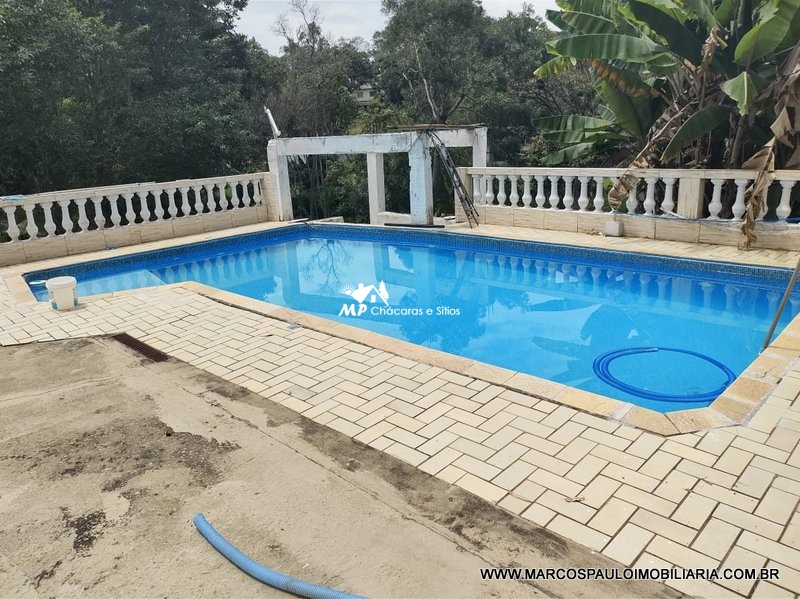 LINDA CHÁCARA EM BIRITIBA MIRIM !