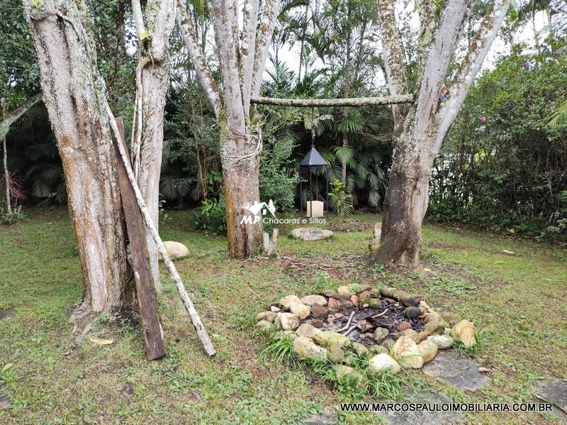 ESPETÁCULO DE CHÁCARA EM CONDOMÍNIO DE LUXO – MOGI DAS CRUZES – SP