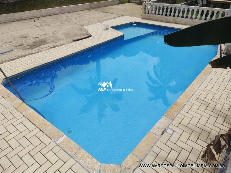 LINDA CHÁCARA EM BIRITIBA MIRIM !