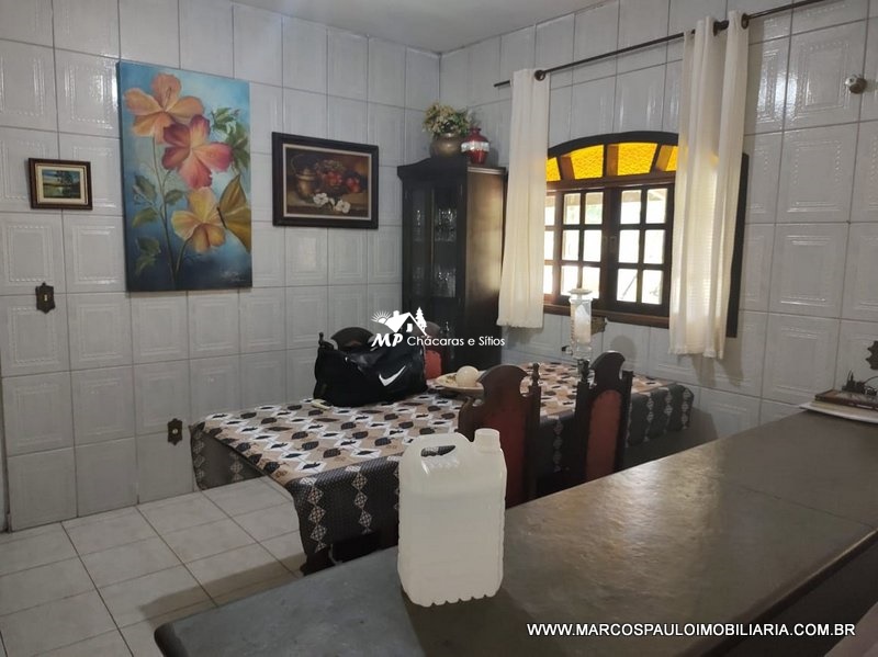 LINDA CHÁCARA EM BIRITIBA MIRIM !