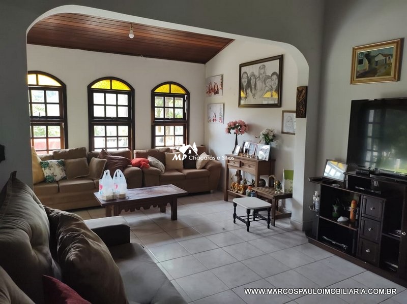 LINDA CHÁCARA EM BIRITIBA MIRIM !