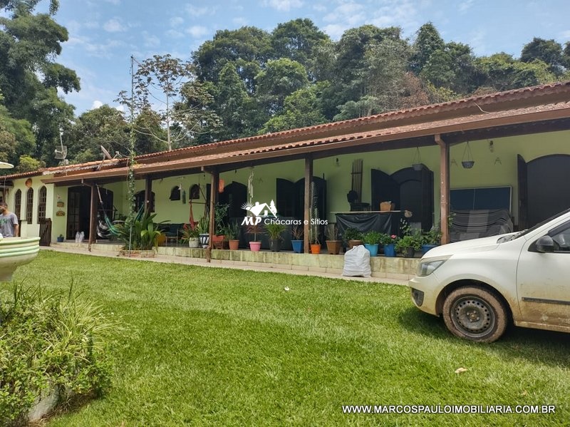 LINDA CHÁCARA EM BIRITIBA MIRIM !