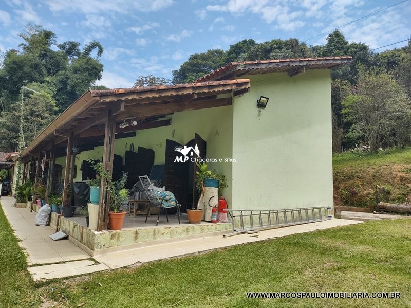 LINDA CHÁCARA EM BIRITIBA MIRIM !
