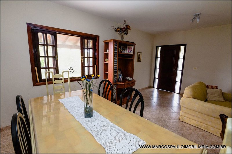 Excelente Chácara em condomínio em Mogi das Cruzes !!!