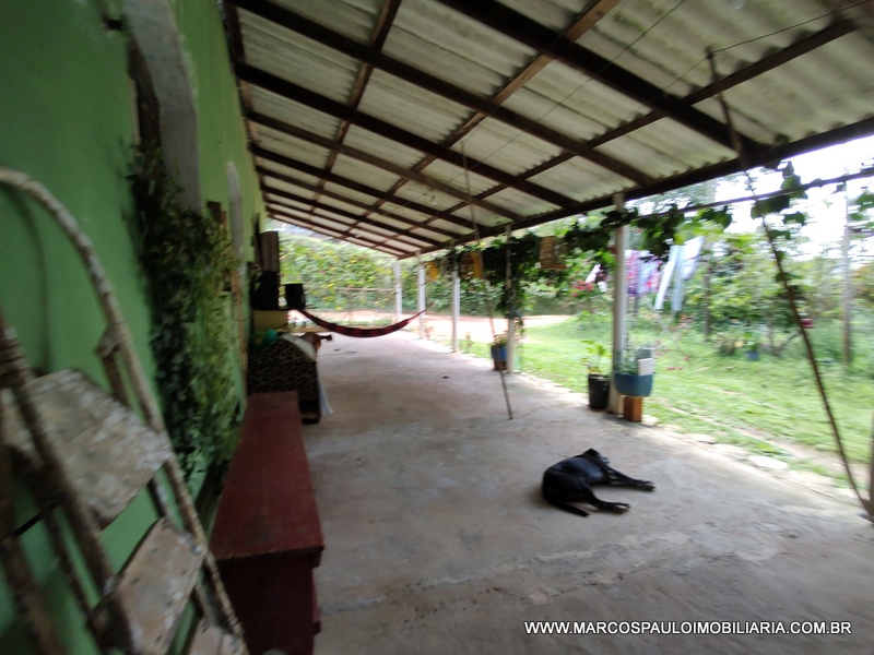 CHÁCARA COM 2 CASA NO TERRENO – CONFIRA