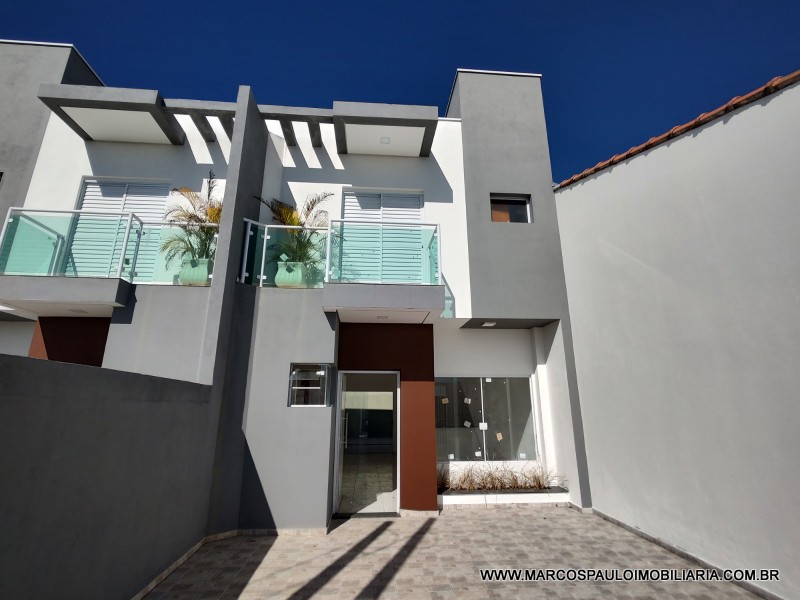 LINDA CASA NOVA EM BIRITIBA MIRIM