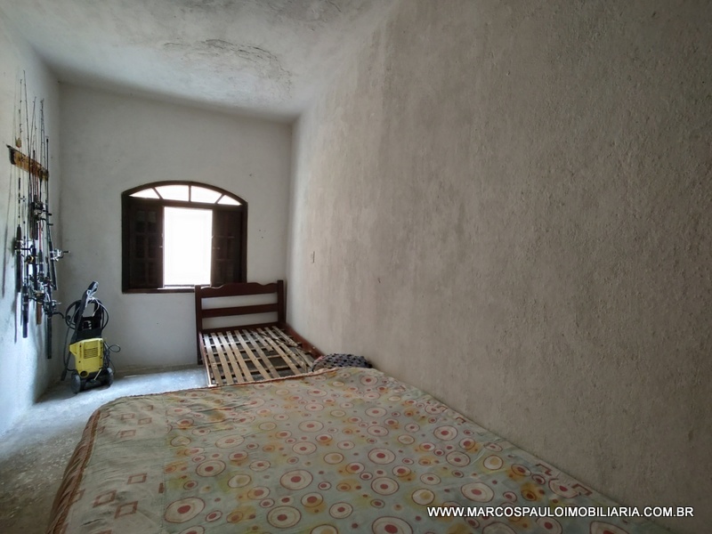 CHÁCARA COM 2 CASA NO TERRENO – CONFIRA