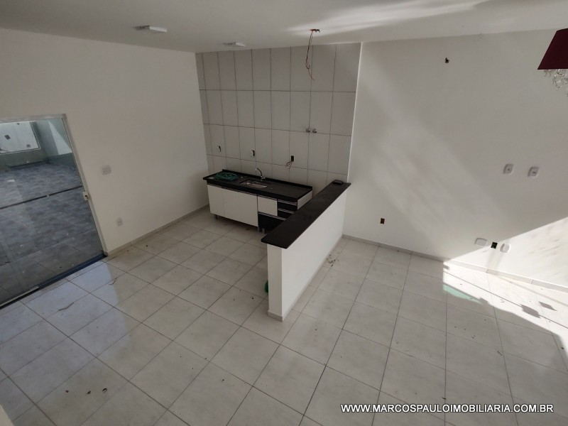 LINDA CASA NOVA EM BIRITIBA MIRIM