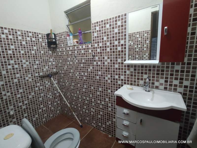 CHÁCARA COM 4 DORMITÓRIOS – CONFIRA