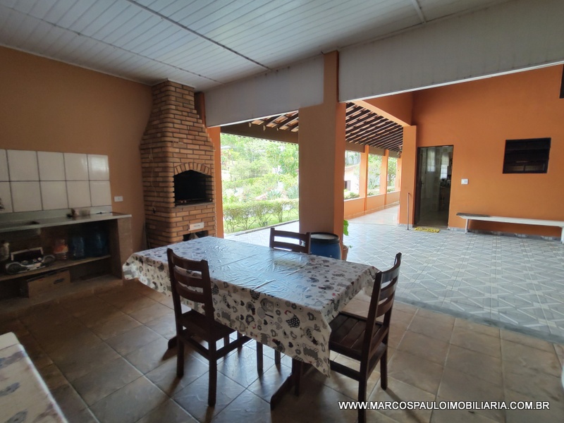 CHÁCARA ESPLENDOROSA EM BIRITIBA MIRIM