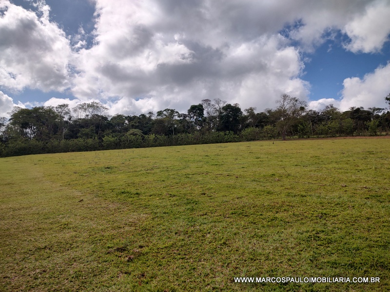 SÍTIO MAGNIFICO EM MOGI DAS CRUZES – SP
