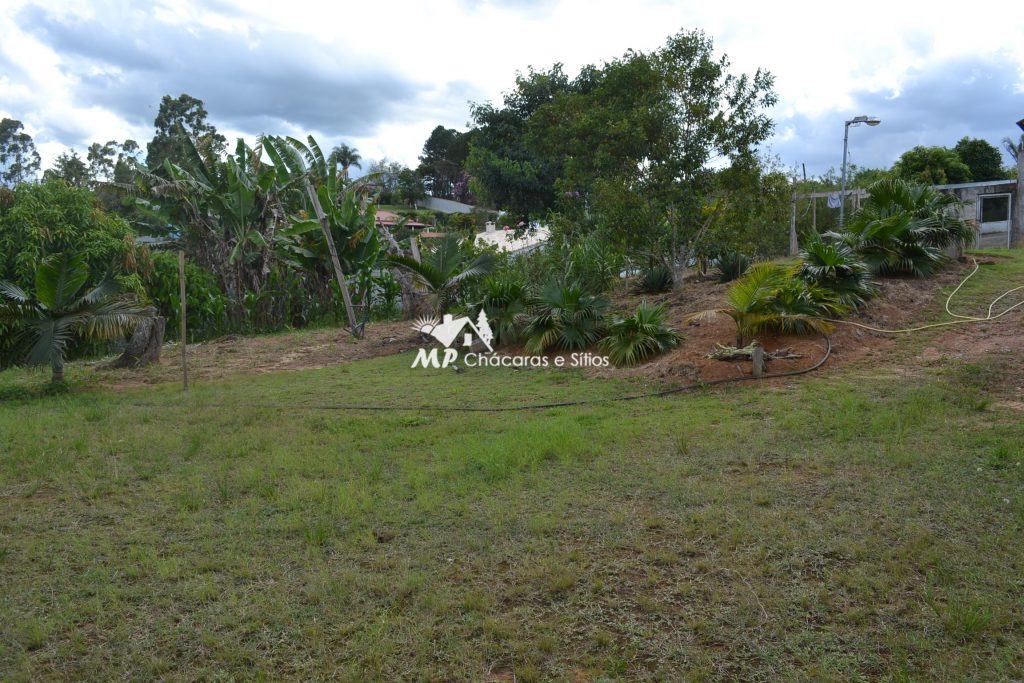 CHÁCARA PARA MORADIA – CONFIRA