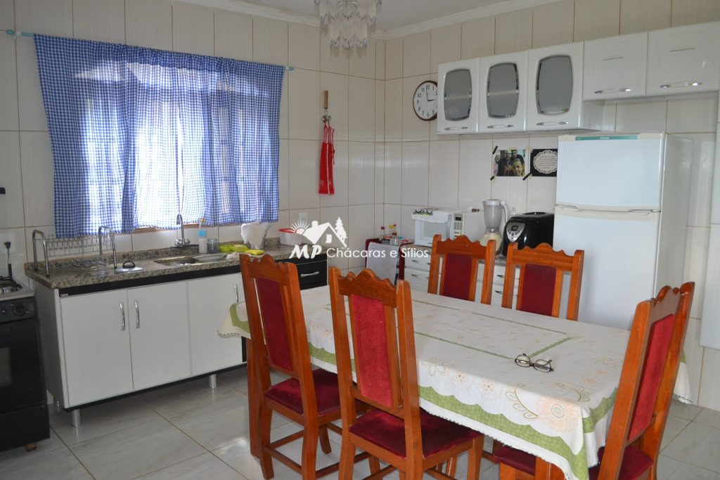 CHÁCARA PARA MORADIA – CONFIRA