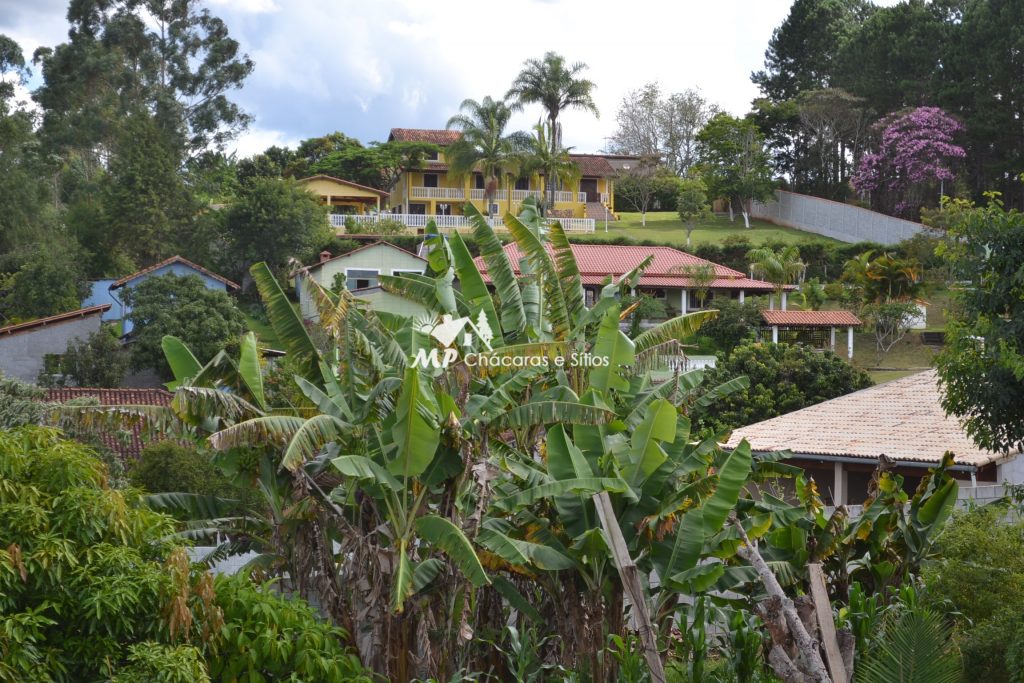 CHÁCARA PARA MORADIA – CONFIRA