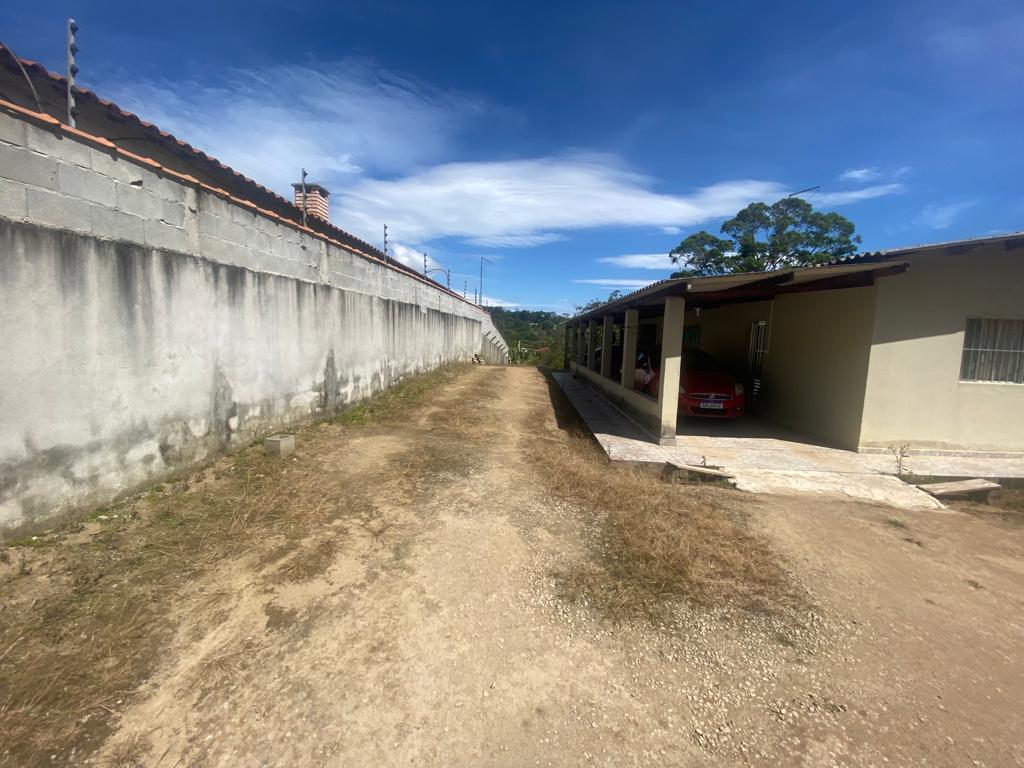CHÁCARA COM FACÍL ACESSO EM BIRITIBA MIRIM PROXIMO DO CENTRO DA CIDADE !!
