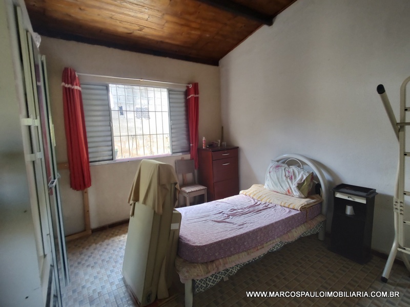 Chácara em Chácara com excelente pomar e boa localização – Biritiba Mirim-SP