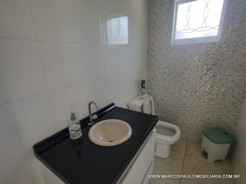 Chácara de 20.000 M² com localização privilegiada e vista de cinema, completa com tudo do melhor em acabamento para o conforto que você e sua família merece, próximo ao asfalto e 15 minutos do centro da cidade de Mogi das cruzes