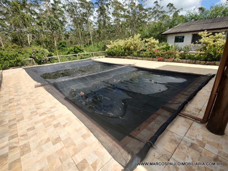 Chácara de 20.000 M² com localização privilegiada e vista de cinema, completa com tudo do melhor em acabamento para o conforto que você e sua família merece, próximo ao asfalto e 15 minutos do centro da cidade de Mogi das cruzes