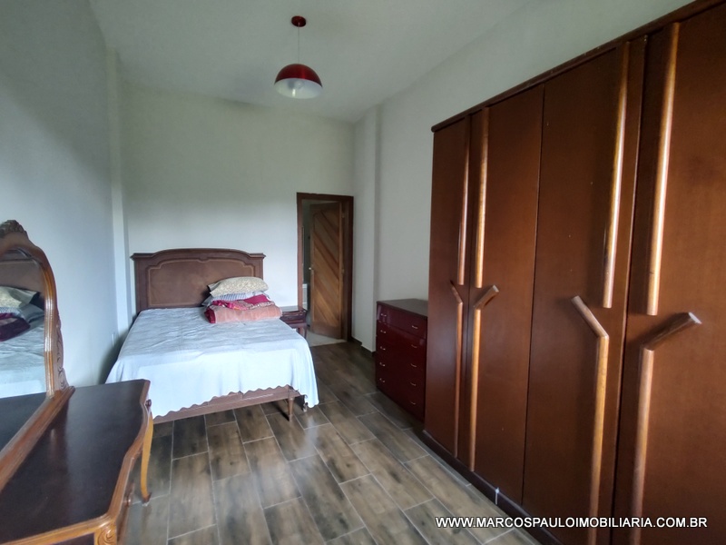 Chácara de 20.000 M² com localização privilegiada e vista de cinema, completa com tudo do melhor em acabamento para o conforto que você e sua família merece, próximo ao asfalto e 15 minutos do centro da cidade de Mogi das cruzes