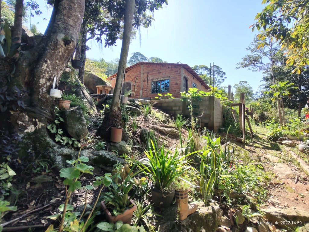 OPORTUNIDADE EM BIRITIBA MIRIM – SP CHÁCARA PARA DESCANSAR COM SUA FAMILIA