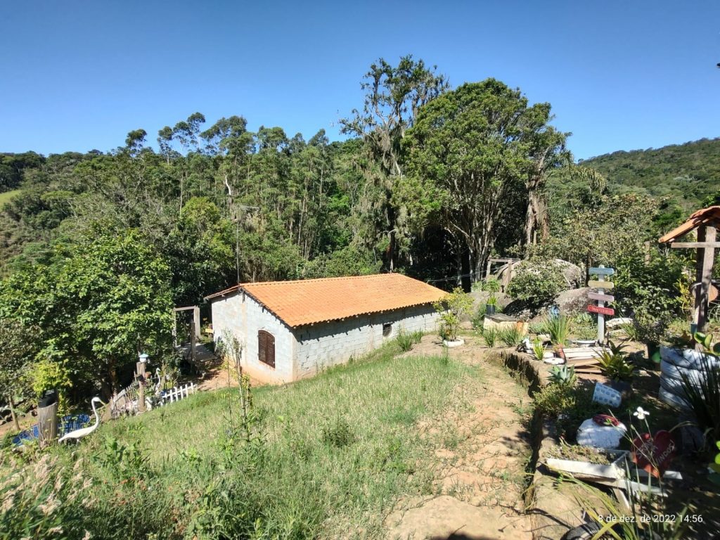 OPORTUNIDADE EM BIRITIBA MIRIM – SP CHÁCARA PARA DESCANSAR COM SUA FAMILIA