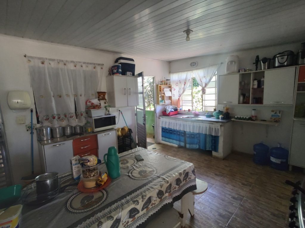 LINDA CHÁCARA EM BIRITIBA MIRIM PROXIMO DO ASFALTO!!!!