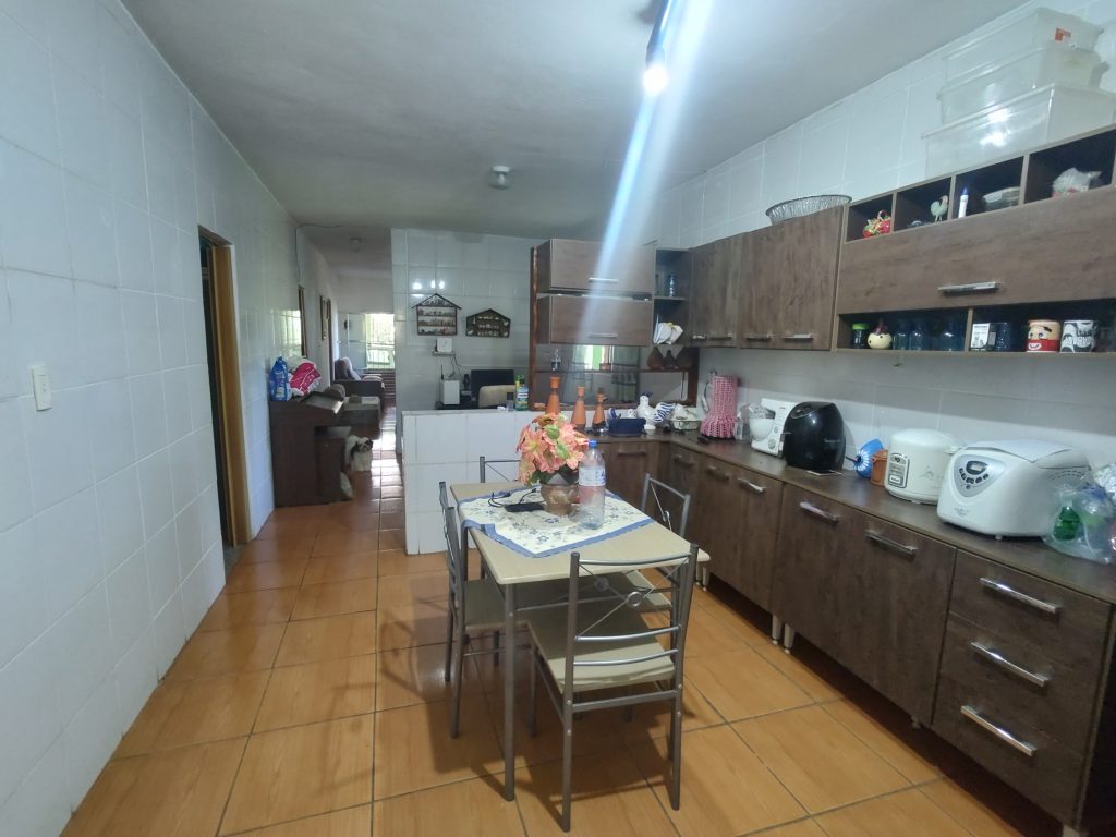 LINDA CHÁCARA EM BIRITIBA MIRIM PROXIMO DO ASFALTO!!!!