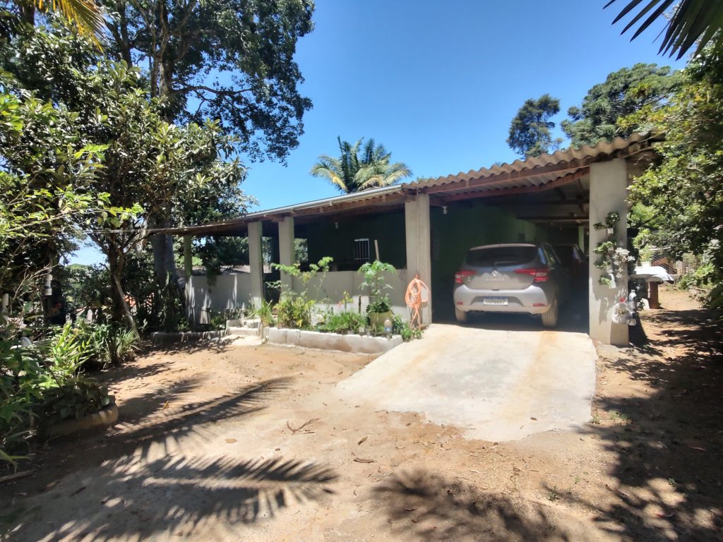 LINDA CHÁCARA EM BIRITIBA MIRIM PROXIMO DO ASFALTO!!!!