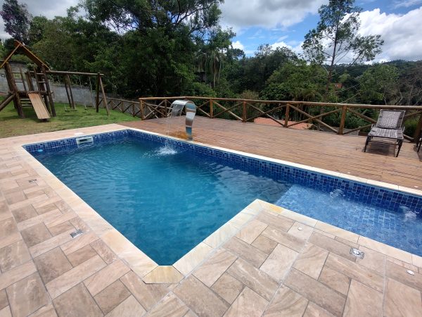Chácara com cheirinho de novo em Biritiba Mirim terreno escriturado e porteira fechada!