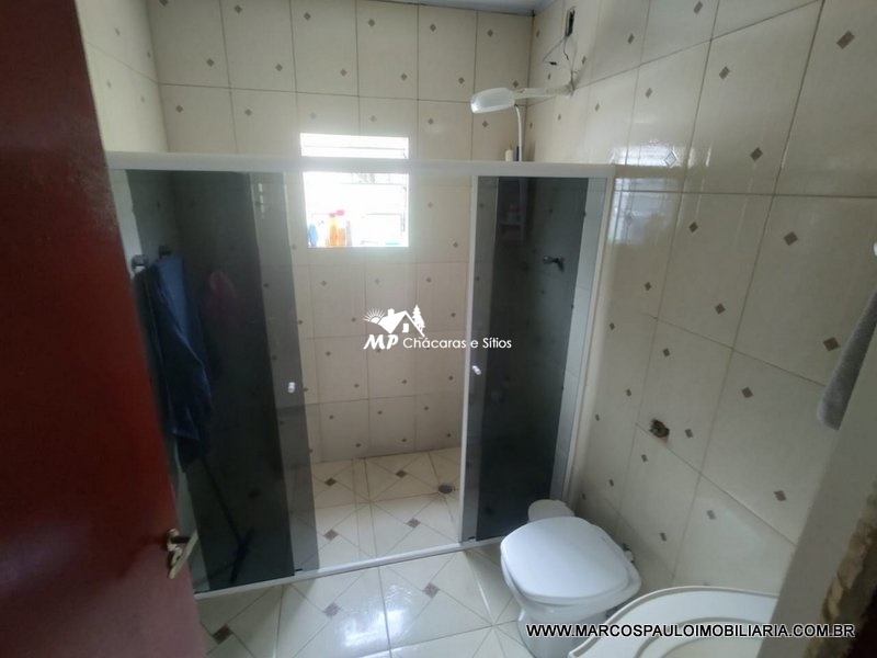 CHÁCARA MARAVILHOSA AO LADO DA CIDADE