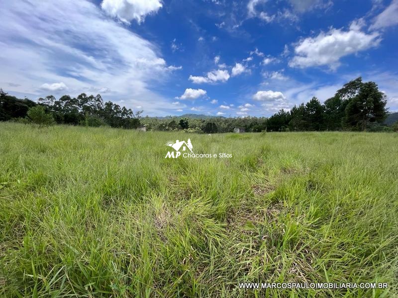LINDA ÁREA COM 20.00 M² EM BIRITIBA MIRIM