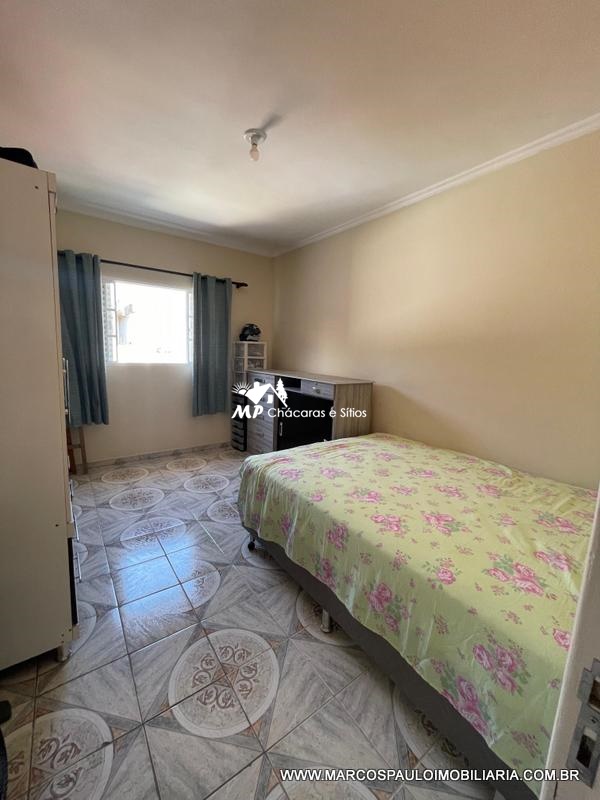 SOBRADO NO MELHOR BAIRRO DA CIDADE!!