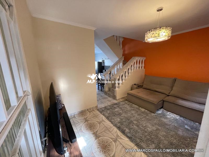 SOBRADO NO MELHOR BAIRRO DA CIDADE!!