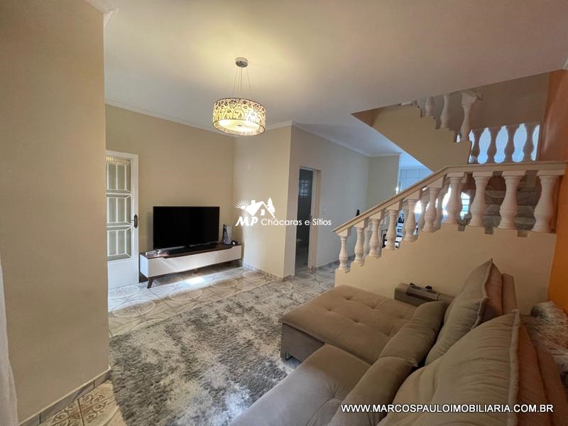 SOBRADO NO MELHOR BAIRRO DA CIDADE!!