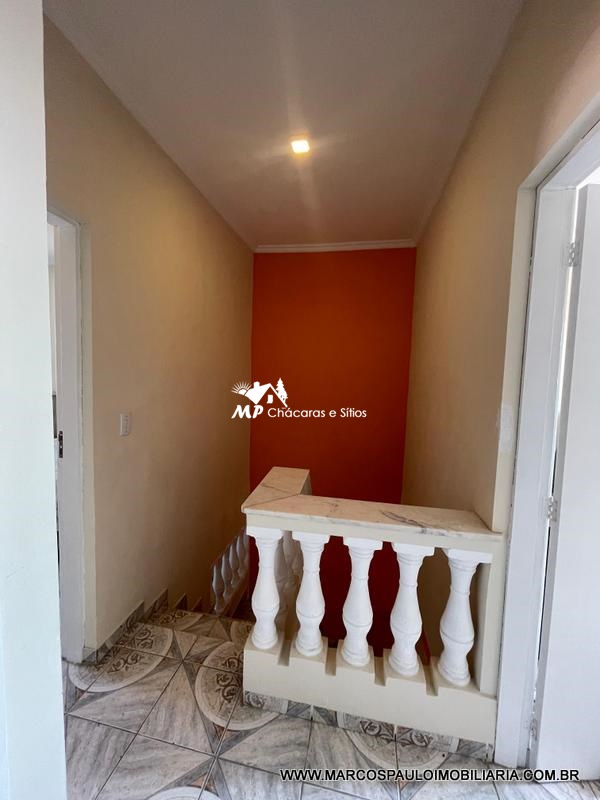 SOBRADO NO MELHOR BAIRRO DA CIDADE!!