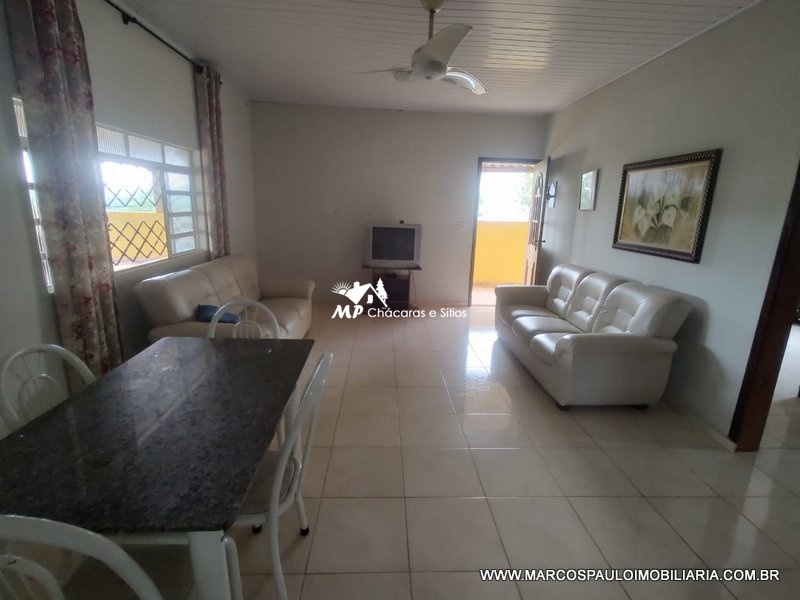 CHÁCARA MARAVILHOSA AO LADO DA CIDADE