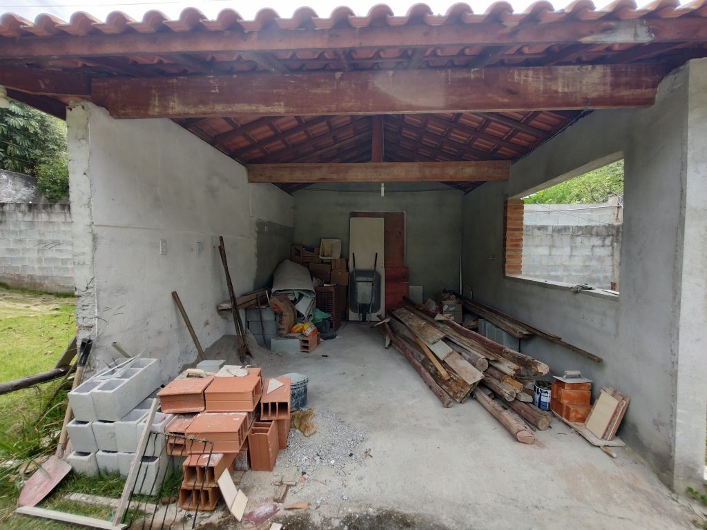 EXCELENTE CHÁCARA DE FÁCIL ACESSO