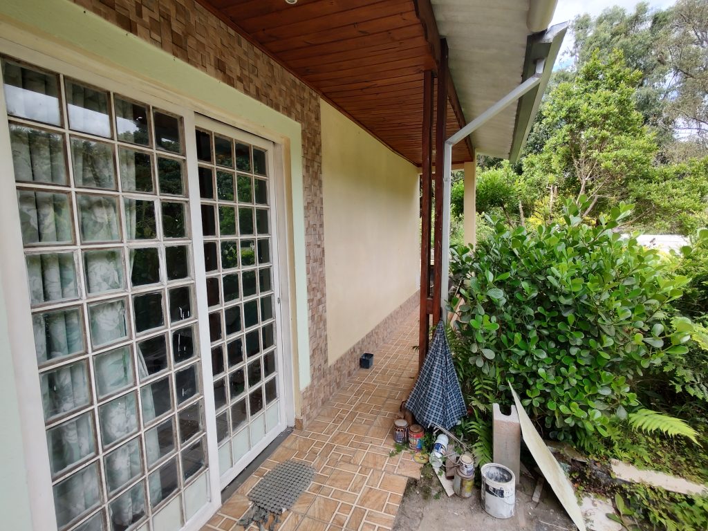 EXCELENTE CHÁCARA DE FÁCIL ACESSO