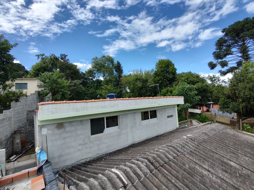 EXCELENTE CHÁCARA DE FÁCIL ACESSO